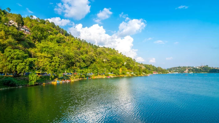 Taxi from Lucknow to Nainital